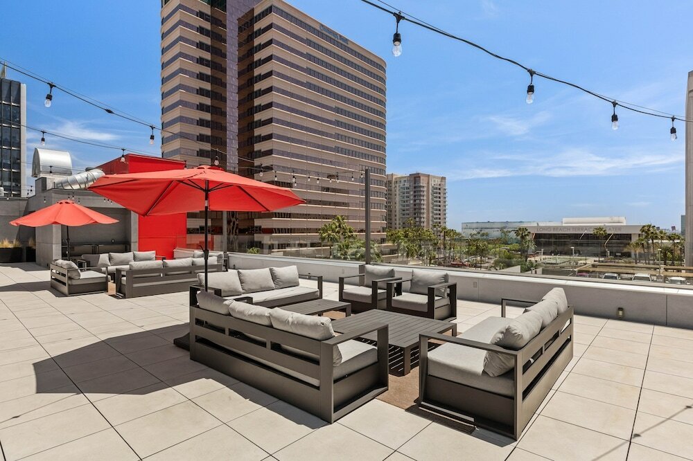 Фото Hotel Mai Downtown Long Beach