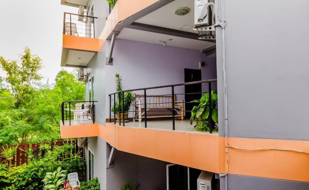 Фото Baan Yuyen Karon Guesthouse