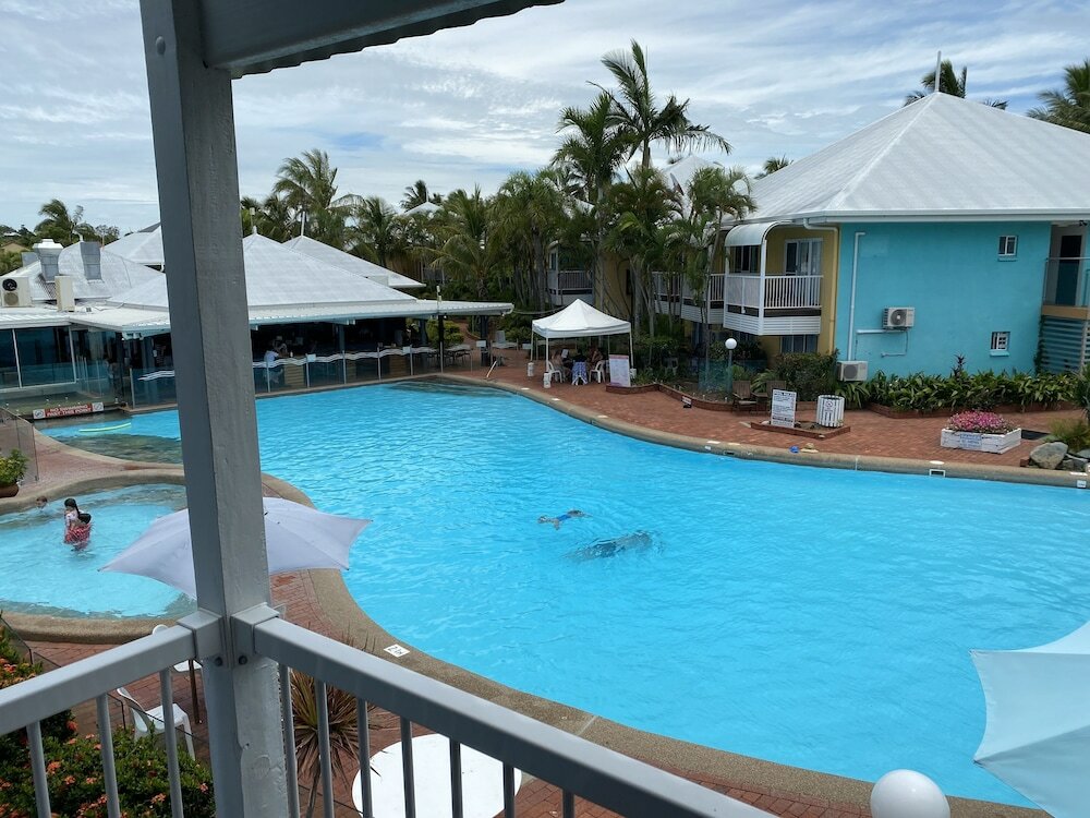 Фото Dolphin Heads Resort