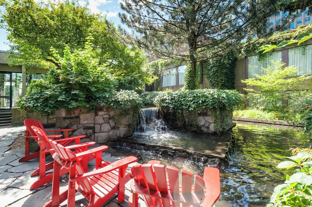 Фото Hotel Bonaventure Montreal