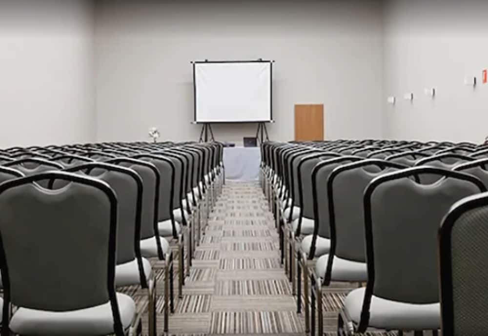 Фото Golden Tulip Sao Jose Dos Campos