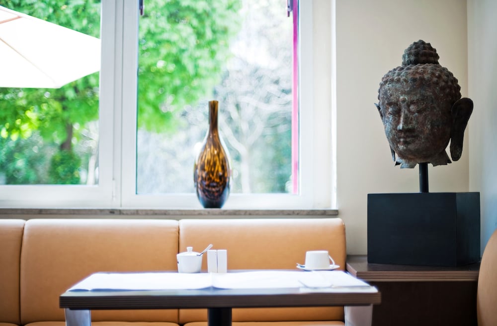 Фото Bristol Hotel Frankfurt