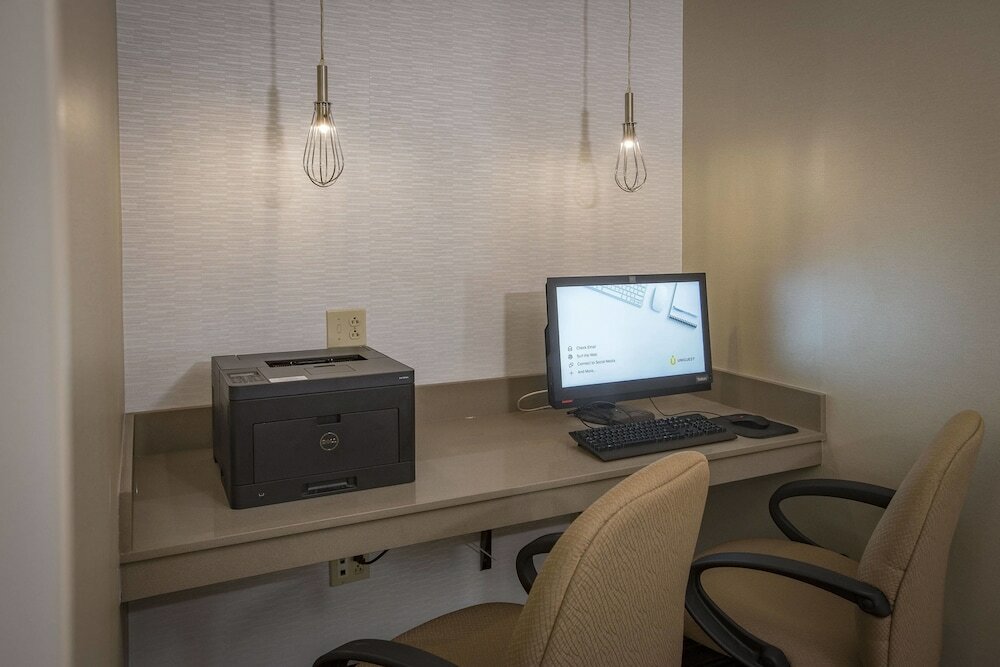 Фото Residence Inn by Marriott Pensacola Downtown