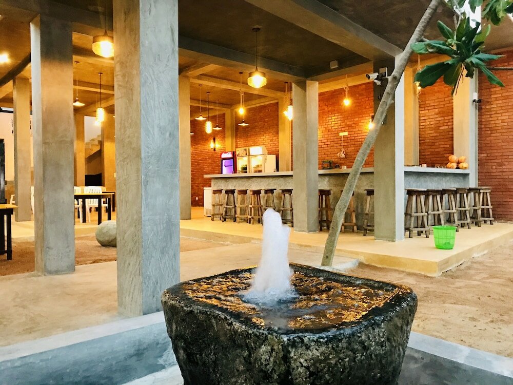 Фото Central Beach Inn