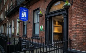 Гостиница Clifden House