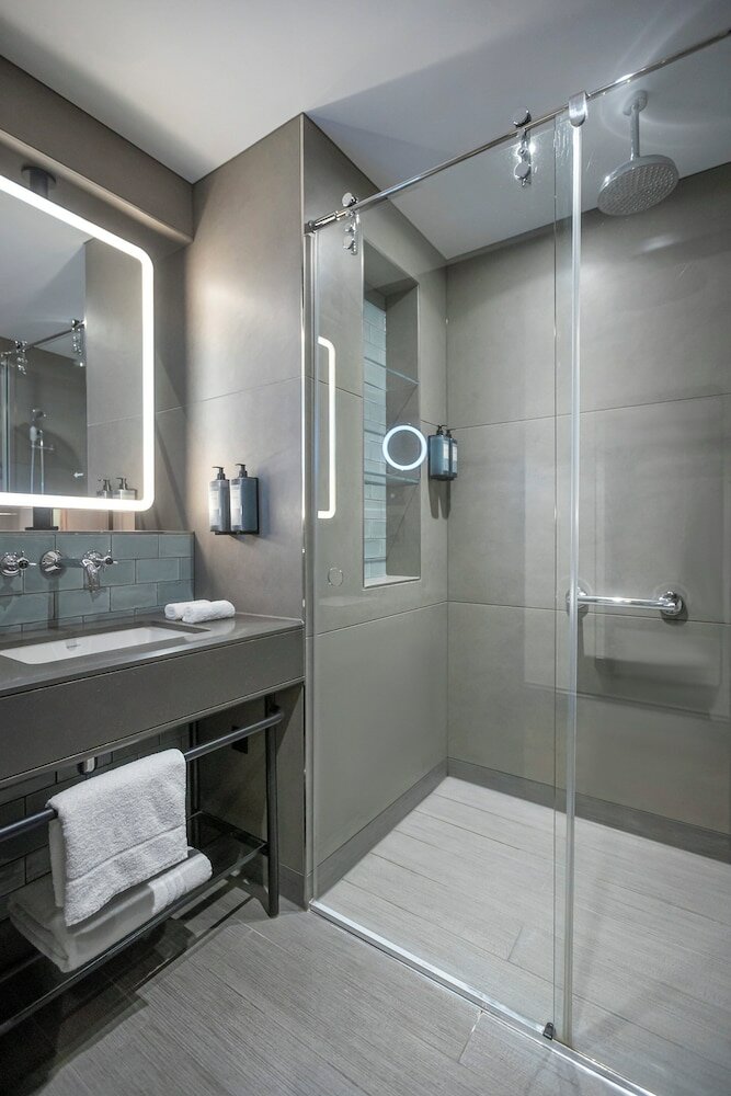 Фото Clayton Hotel City of London