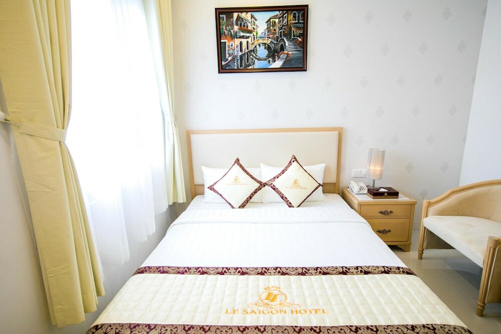 Фото Le Saigon Hotel