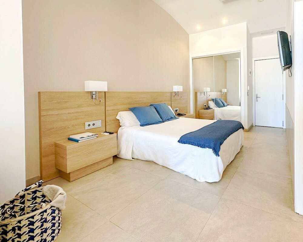 Фото Hotel El Coso del Mar