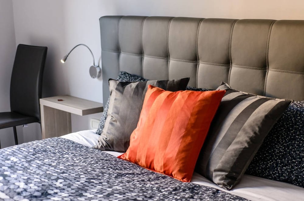 Фото Riviera Luxury Suites B&b