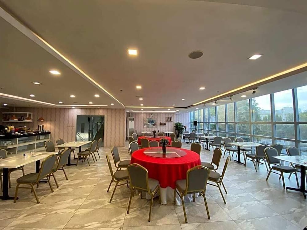 Фото Amethyst Boutique Hotel Cebu