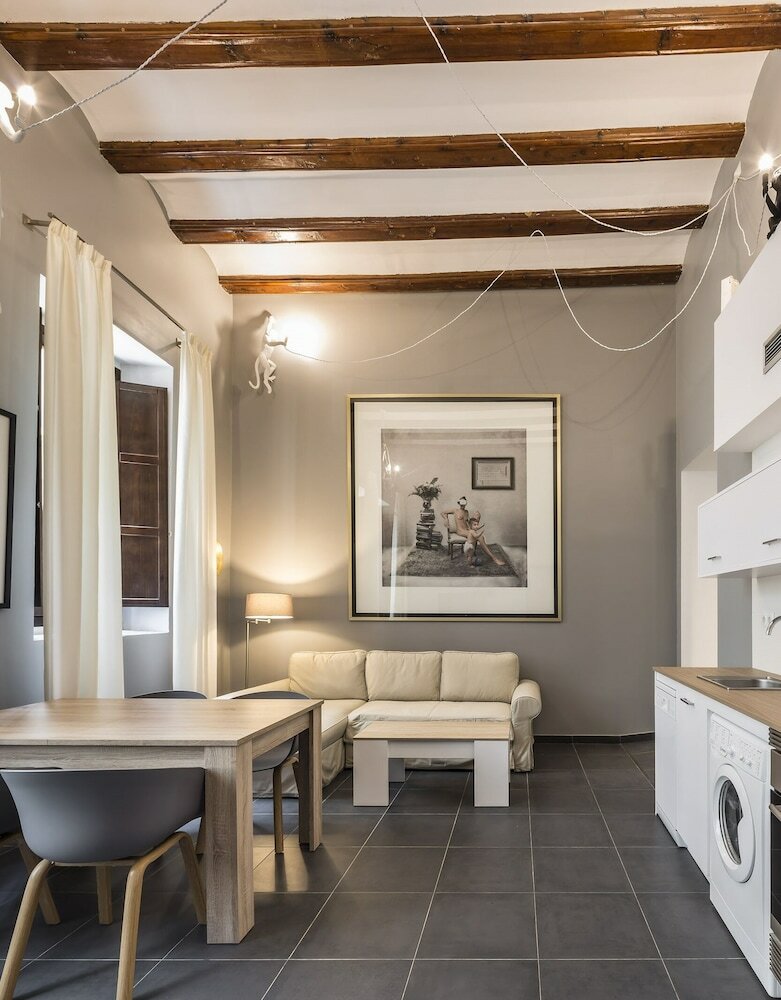 Фото Mon Suites San Nicolás