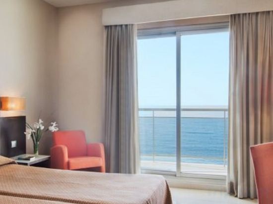 Фото Hotel Bahía Calpe by Pierre & Vacances