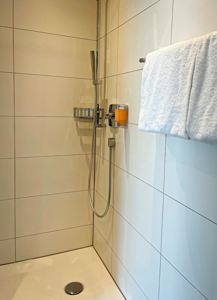 Фото 151514212812