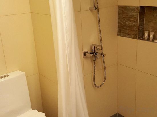 Фото Oyo 146 Solace Hotel