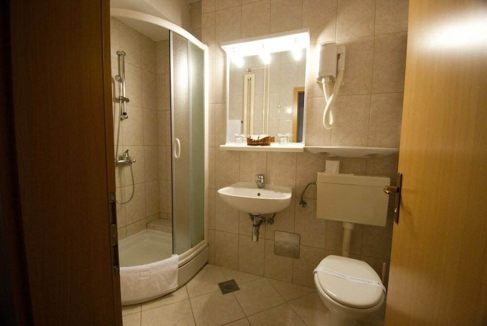 Фото Hotel Petka