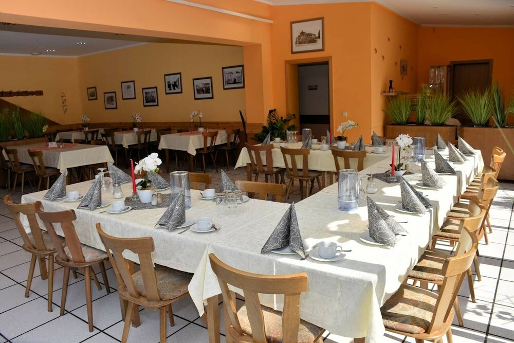 Фото Hotel Restaurant Alt Wehlheiden