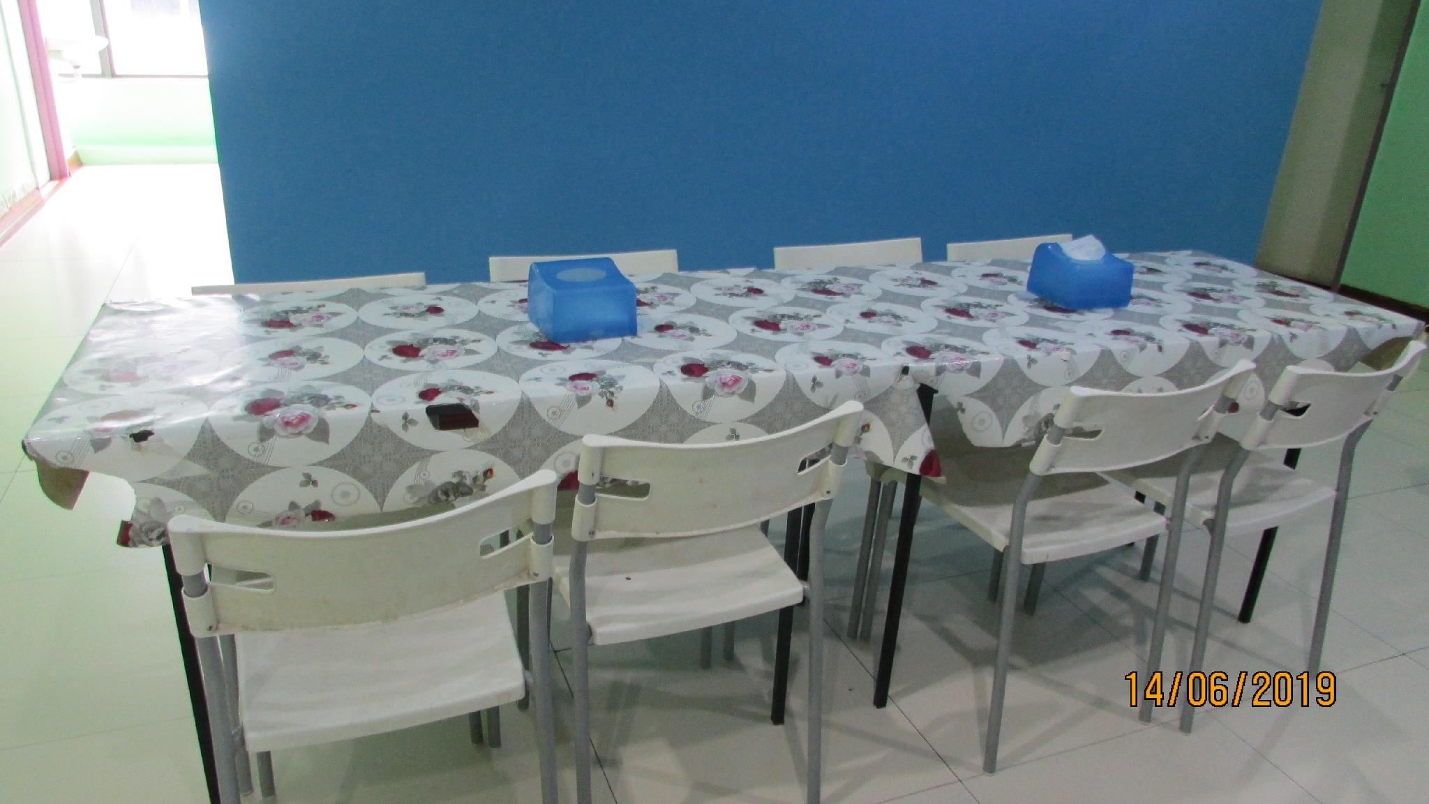 Фото Hotel Zamburger Sungai Besi