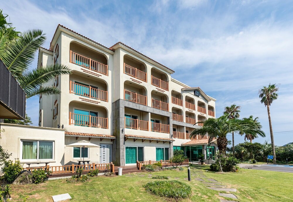 Фото The Bay Jeju Resort