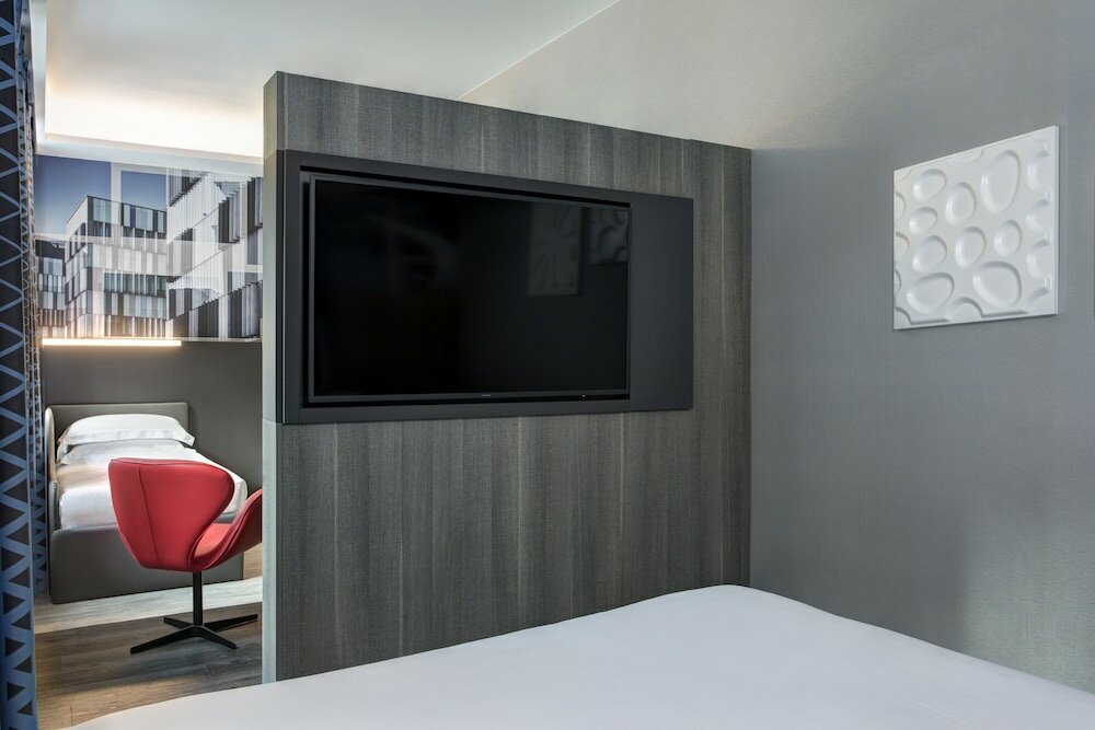 Фото IQ Hotel Milano