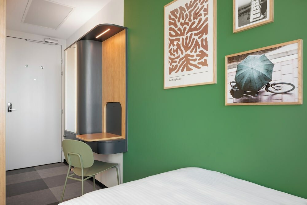 Фото Maxhotel Amsterdam Airport Schiphol