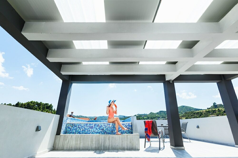 Фото Nymphes Deluxe Accommodation