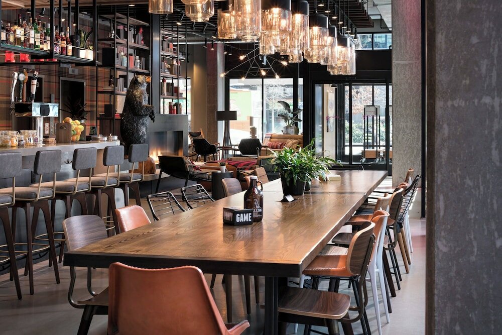 Фото Moxy Seattle Downtown
