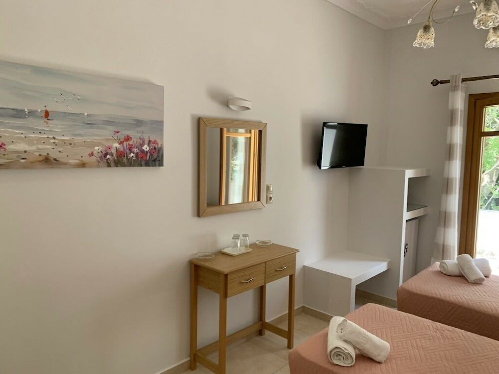 Фото Minoa Hotel