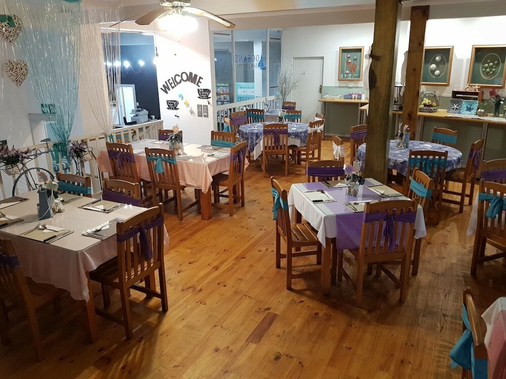 Фото Oceans Hotel & Self Catering