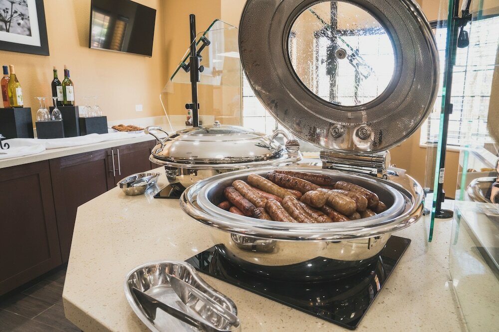 Фото Staybridge Suites Lubbock South, an Ihg Hotel