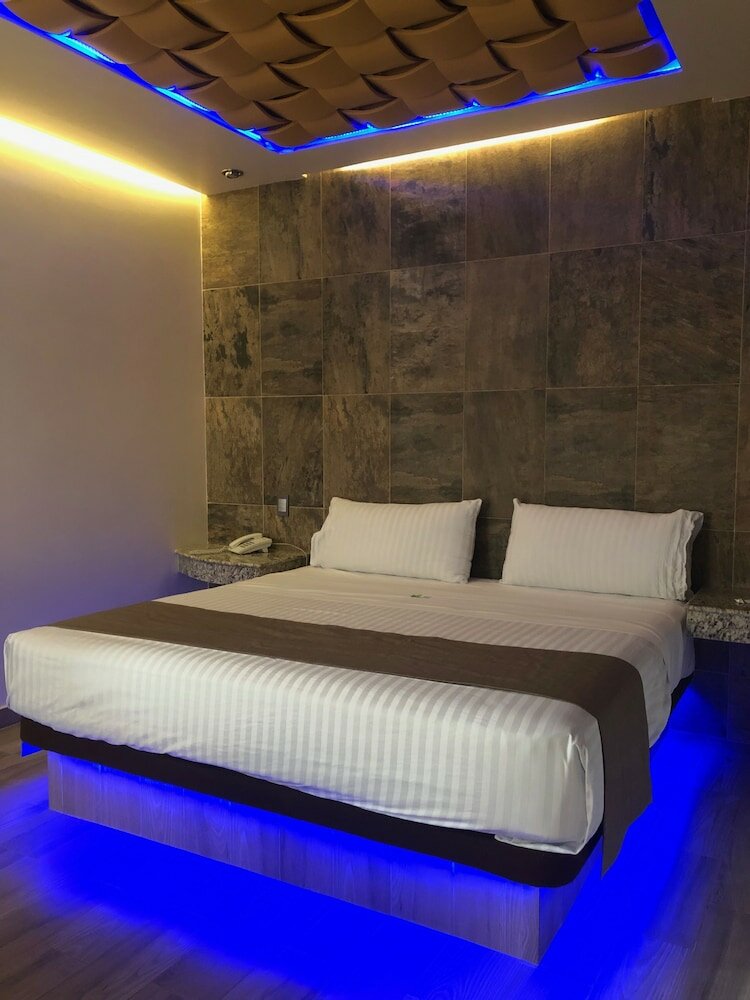 Фото Jard Inn Adults Only