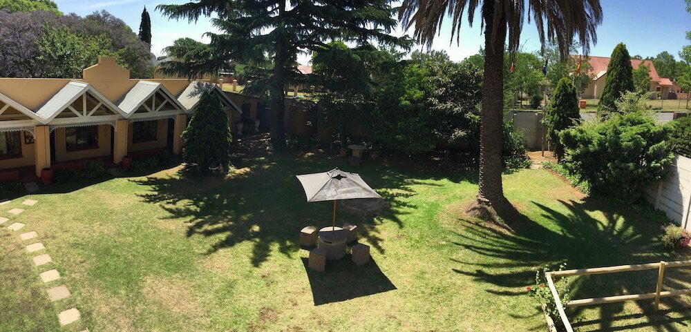 Фото Bo Kamer Guesthouse