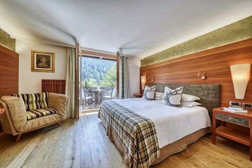 Внешний вид отеля Majestic Mountain Charme Hotel в Пинцоле, фото 2