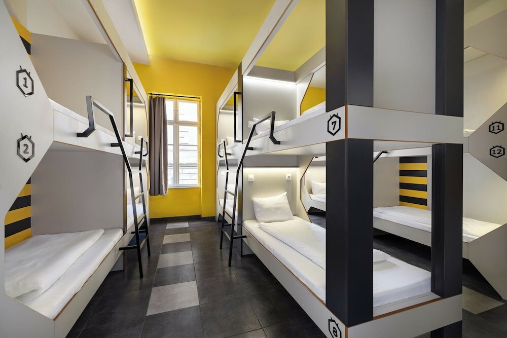 Фото The Hive Party Hostel