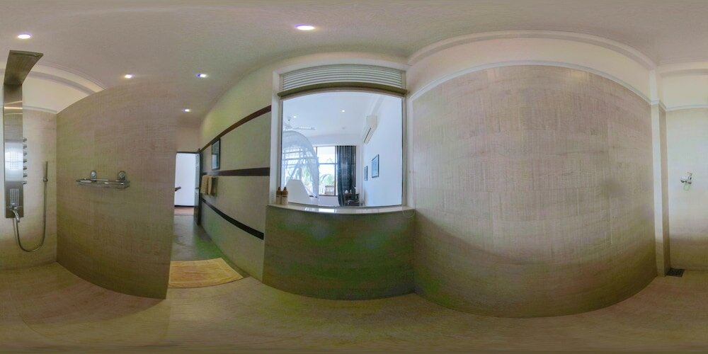 Фото Sea World Boutique Hotel