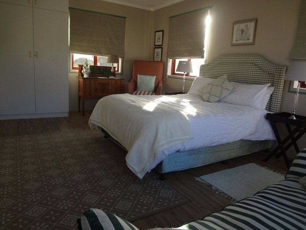 Фото Walker Bay Manor