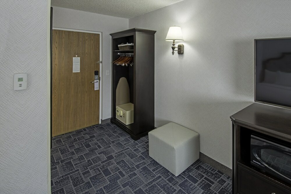 Фото The Holland Hotel