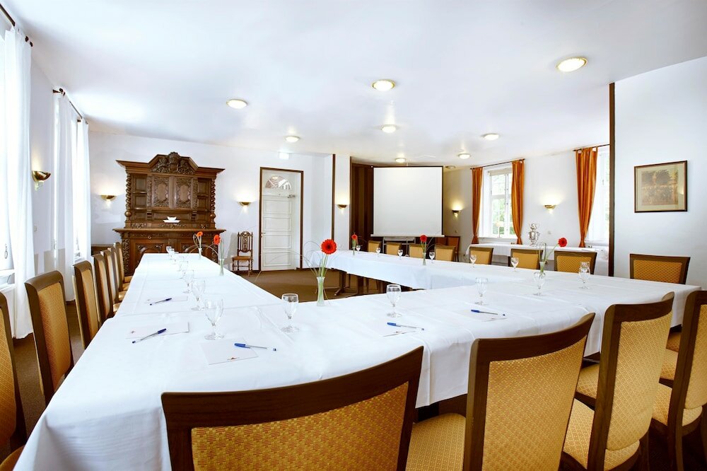 Фото Hotel Pelli Hof Rendsburg by Tulip Inn
