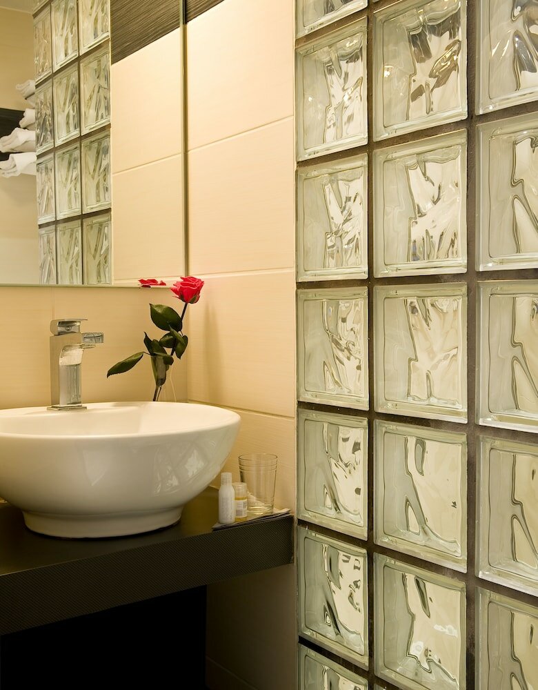 Фото Carre Vieux Port