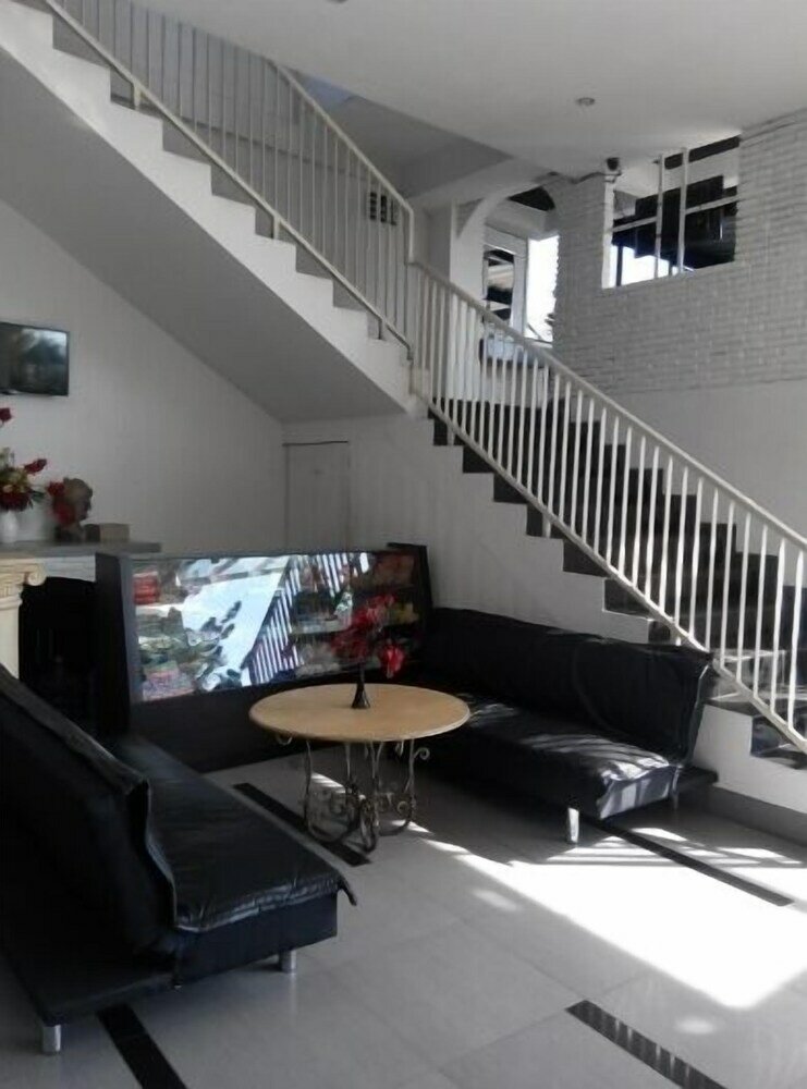 Фото De Wahyu Hotel