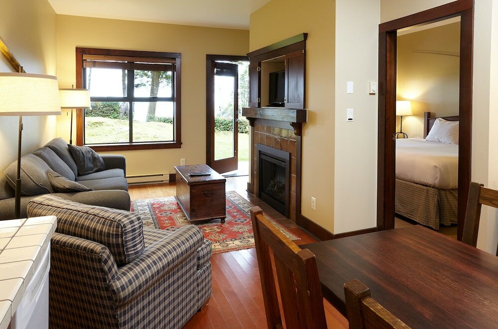 Фото Middle Beach Lodge