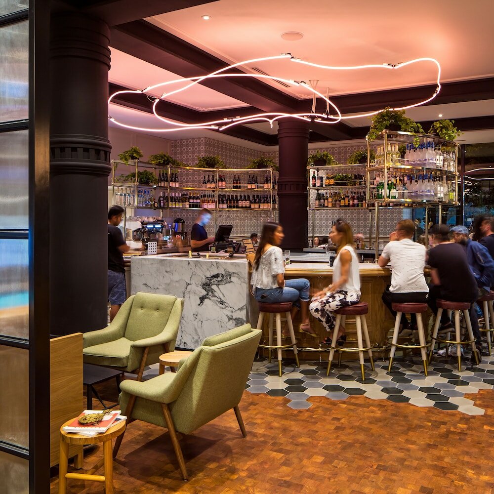 Фото The Broadview Hotel