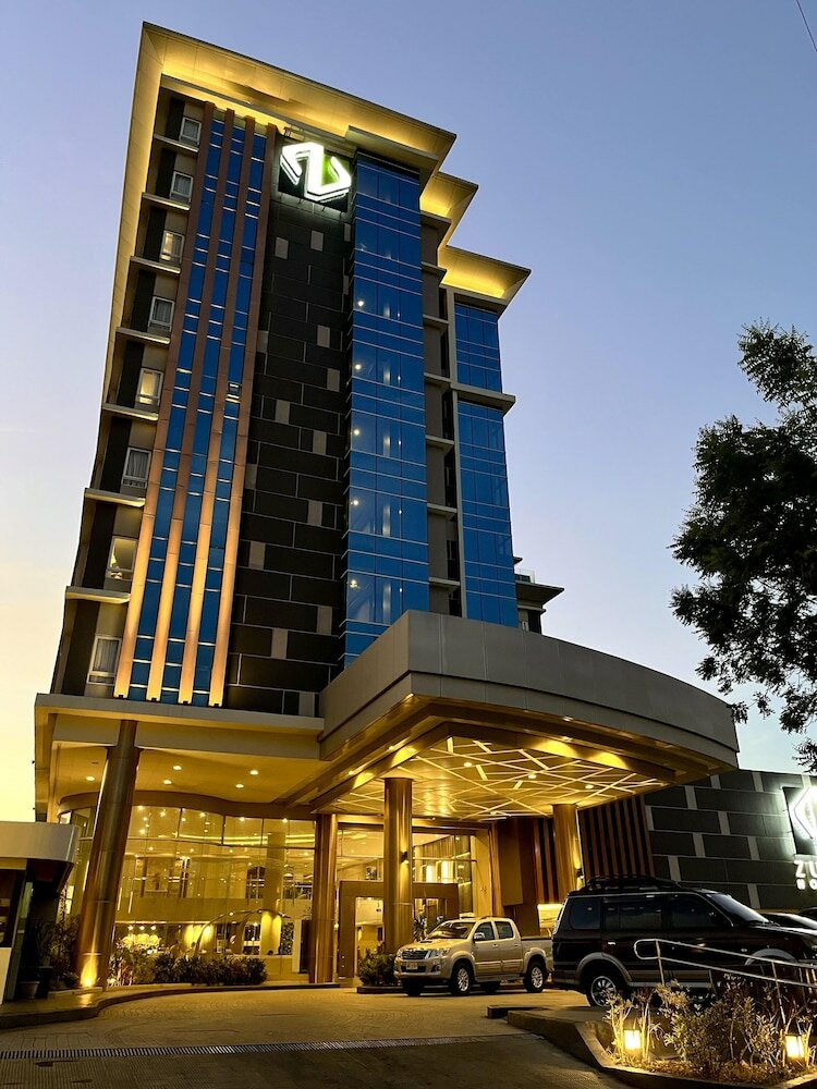 Фото Zuri Hotel
