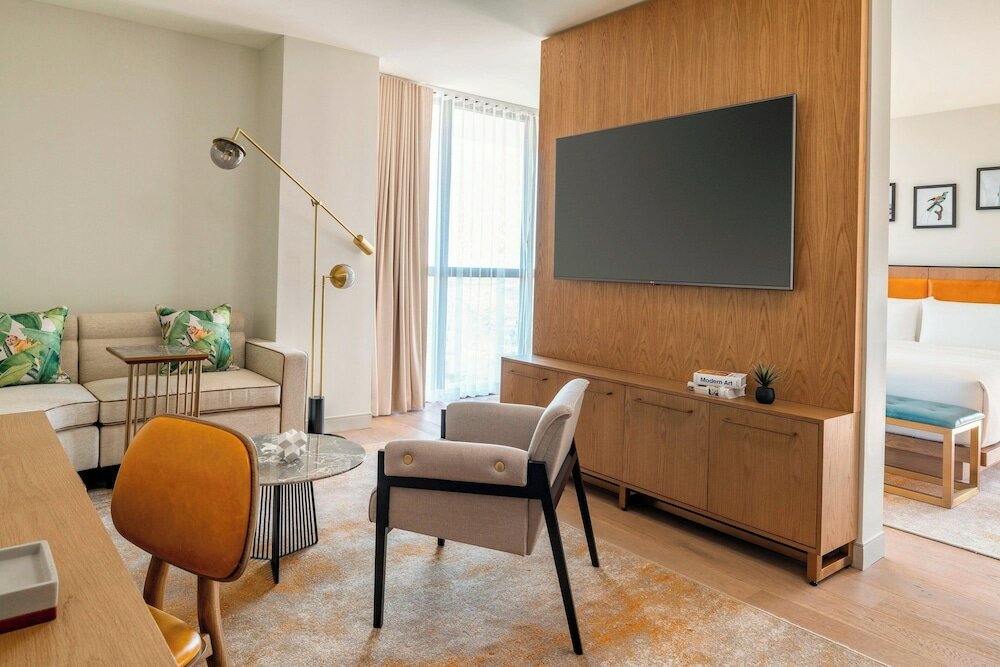 Фото The Dalmar, Fort Lauderdale, a Tribute Portfolio Hotel