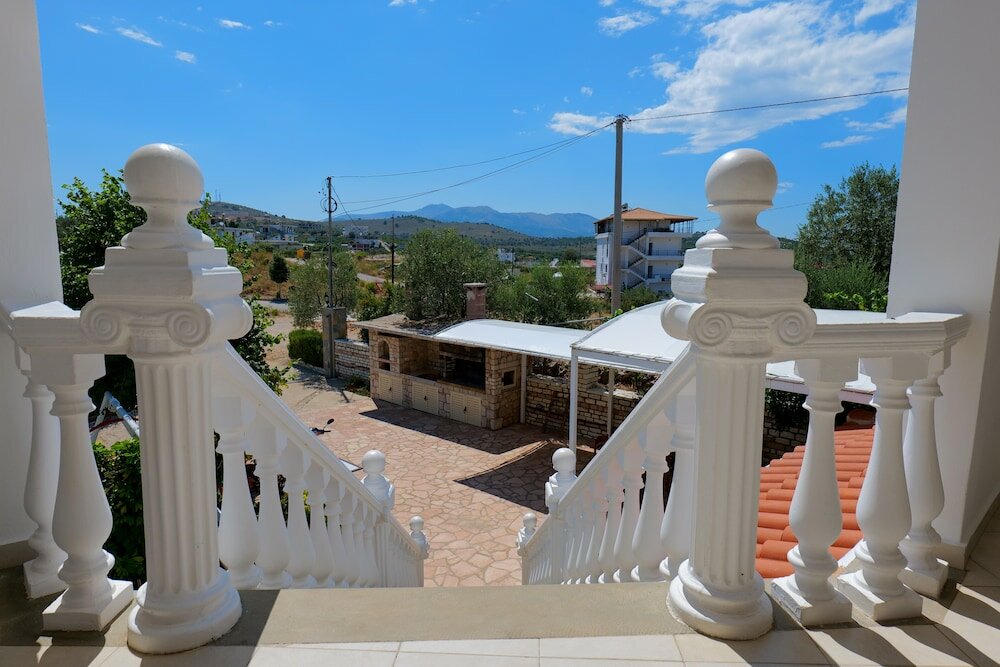 Фото Hotel Chris