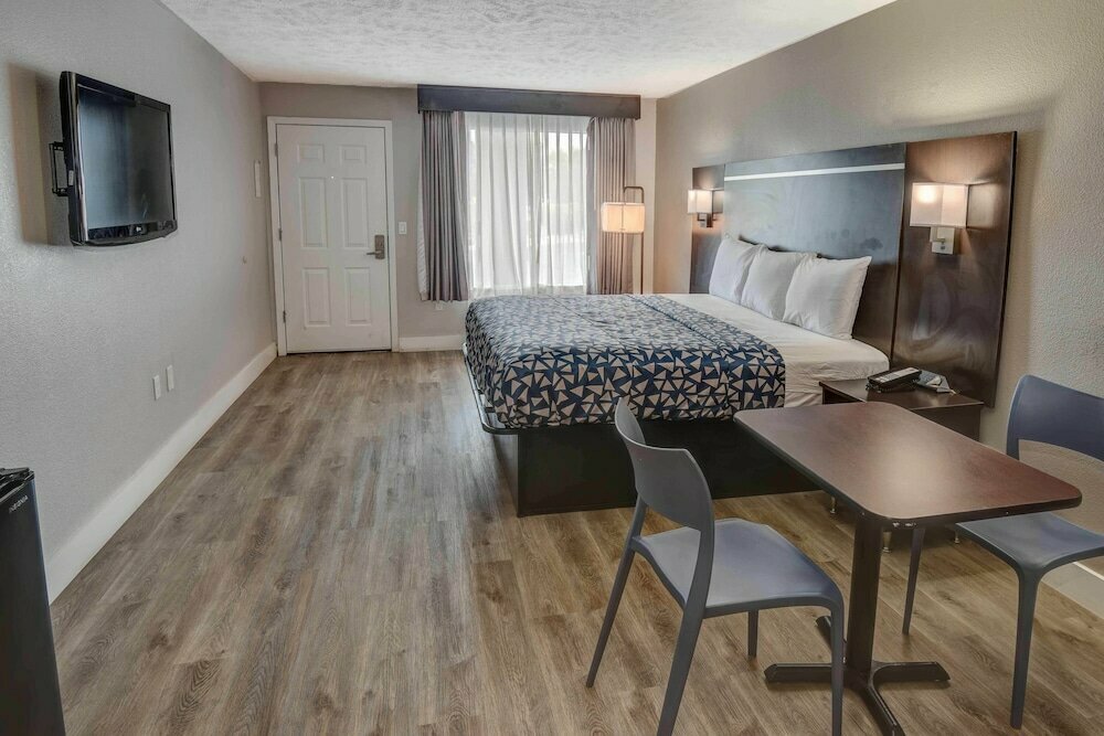 Hotel Econo Lodge Sevierville-Pigeon Forge on the River, Sevierville, photo