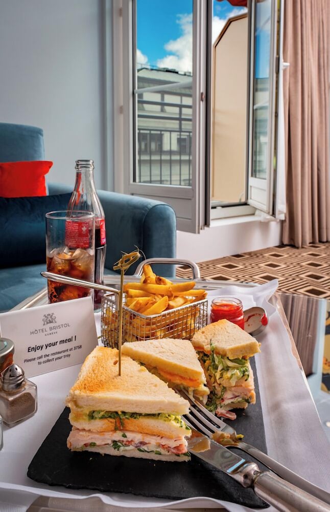 Фото Hotel Bristol