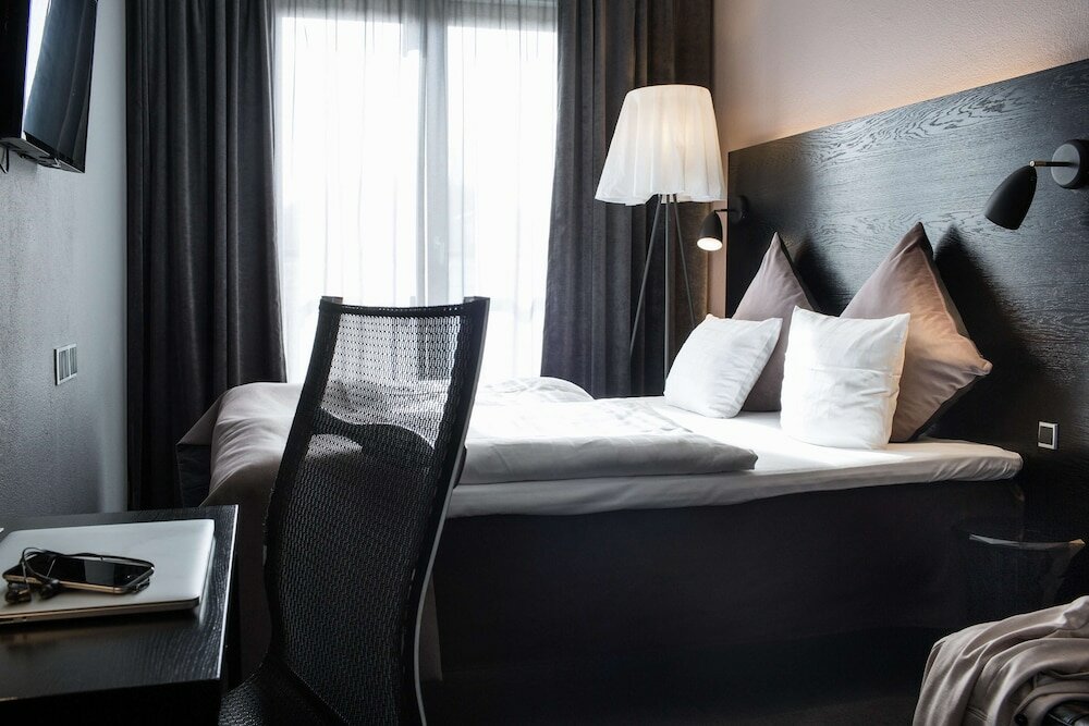 Фото Scandic Front