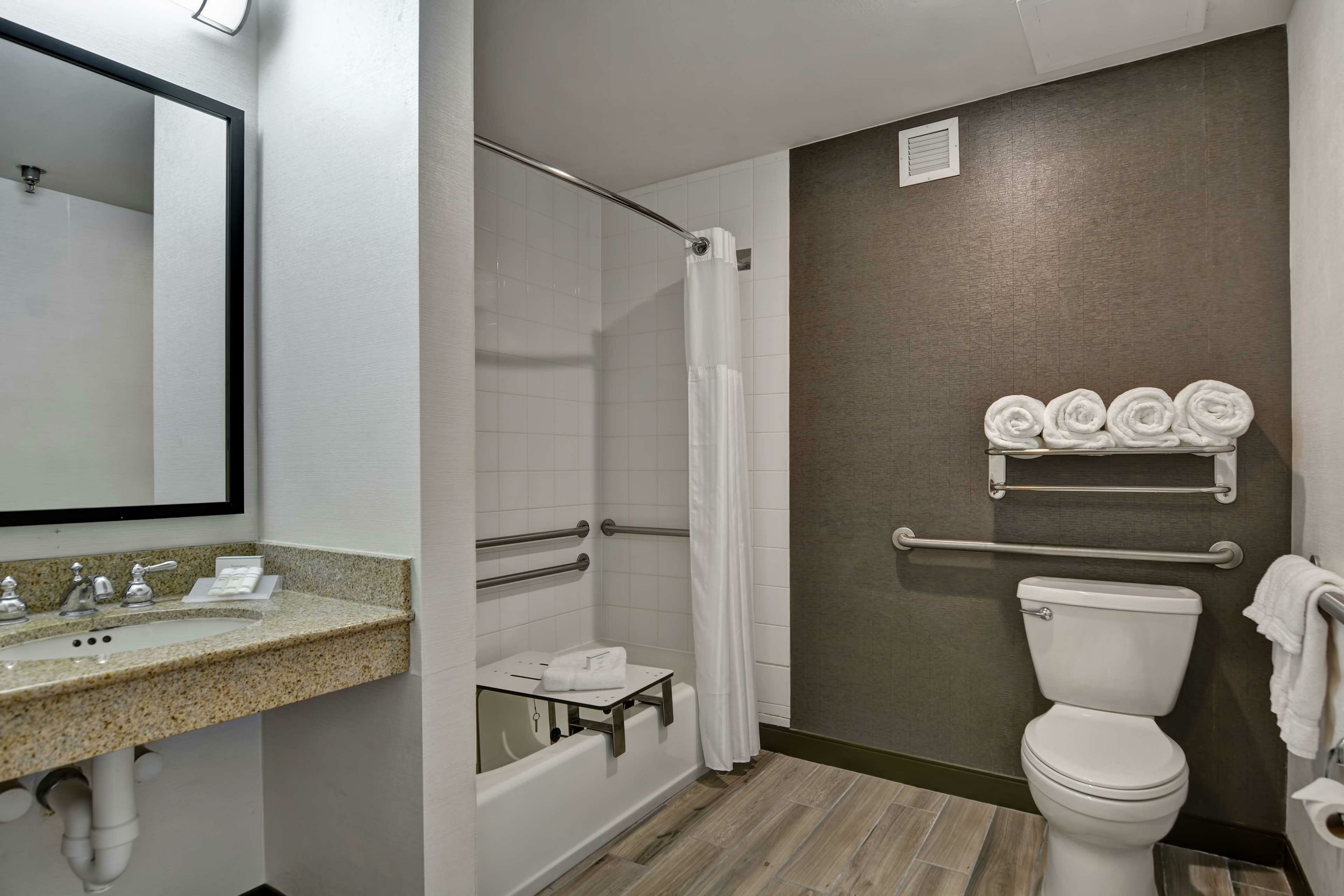 Фото Hilton Garden Inn Appleton/Kimberly