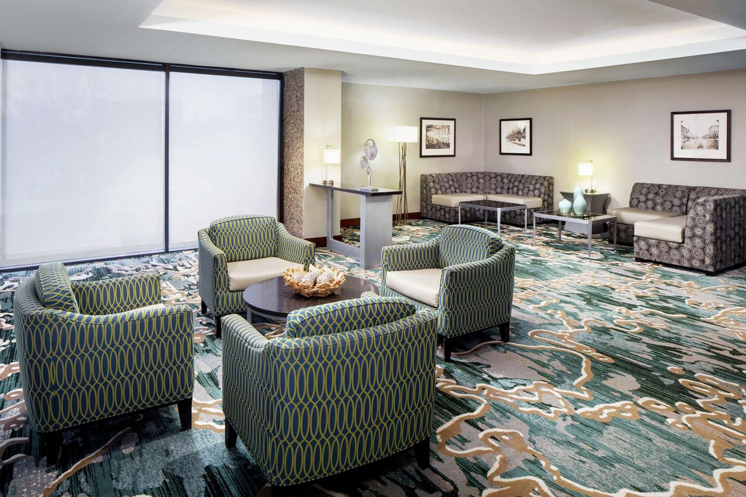 Фото DoubleTree by Hilton Manchester Downtown