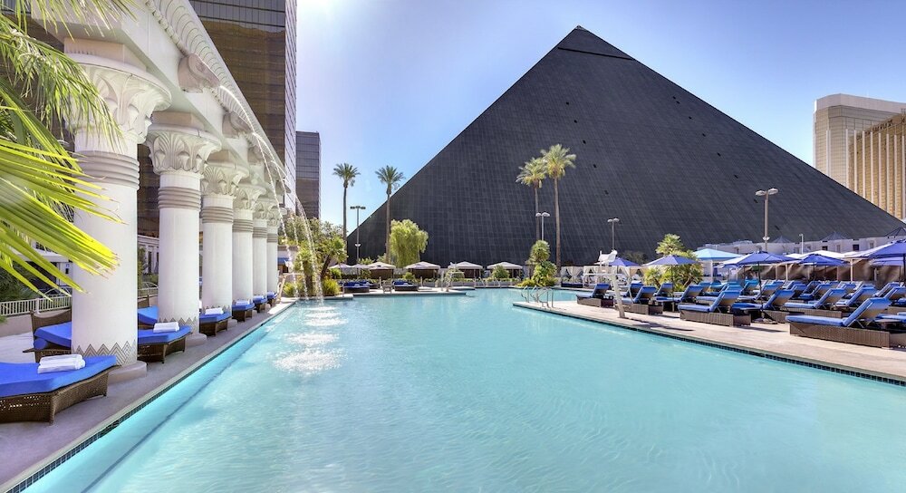 Фото Luxor Hotel and Casino